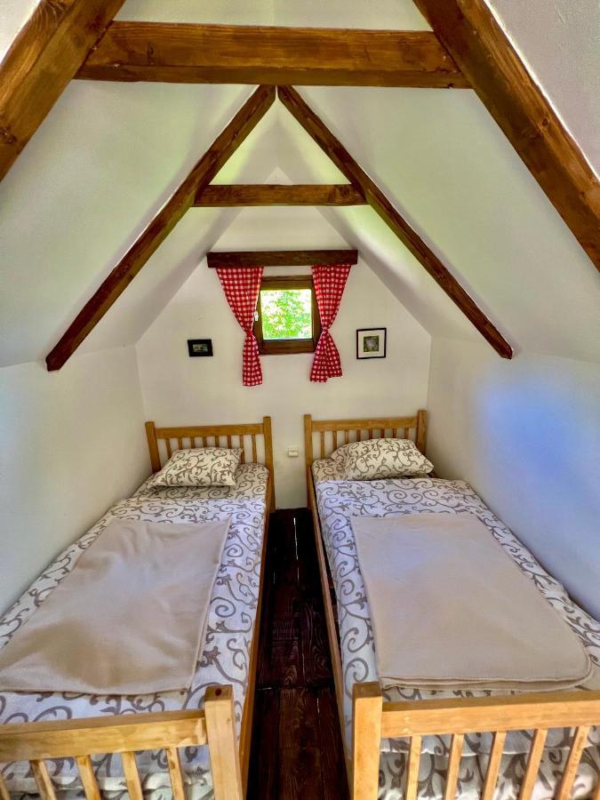 Vikendica,Bungalovi Lipska Pecina Cetinje Esterno foto